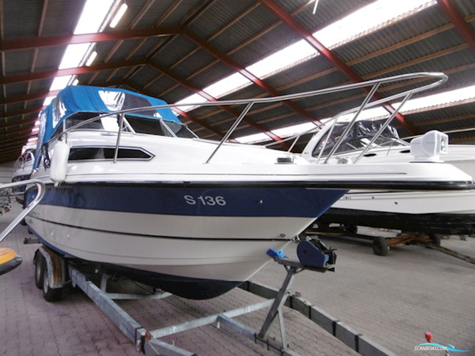 Campion 245 Victoria