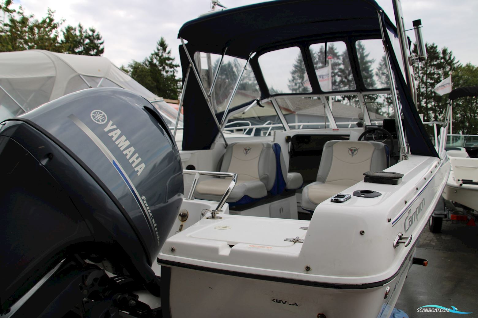 Campion 542 Explorer