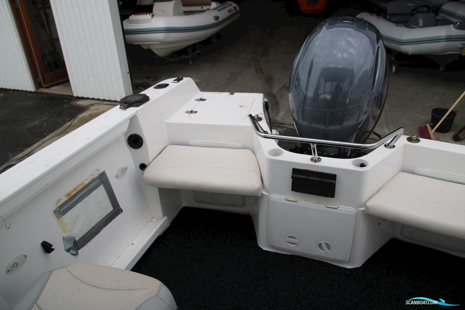 Campion 542 Explorer