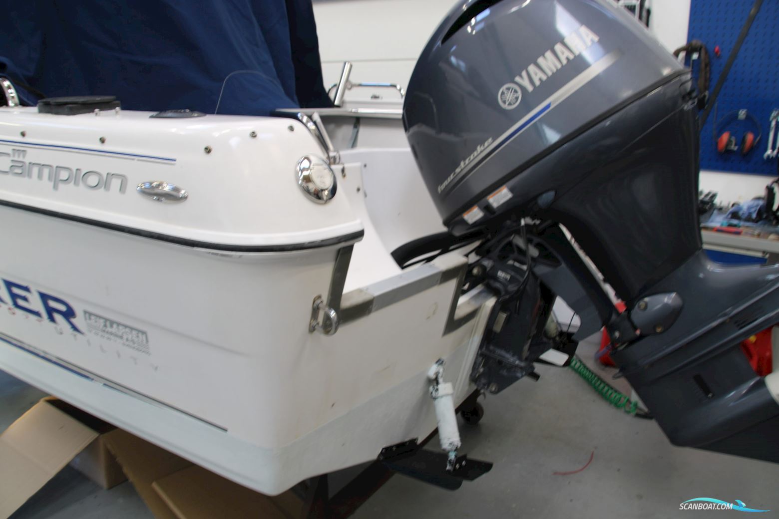 Campion 542 Explorer