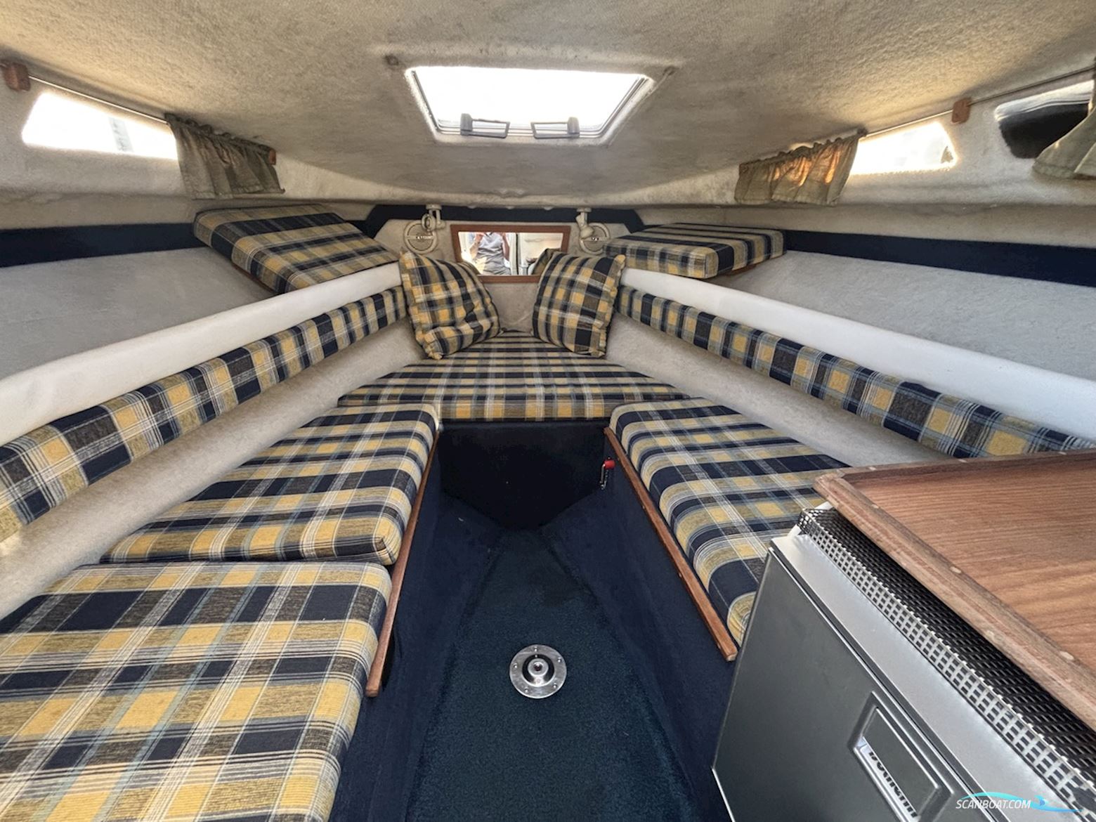 Campion 672 Explorer