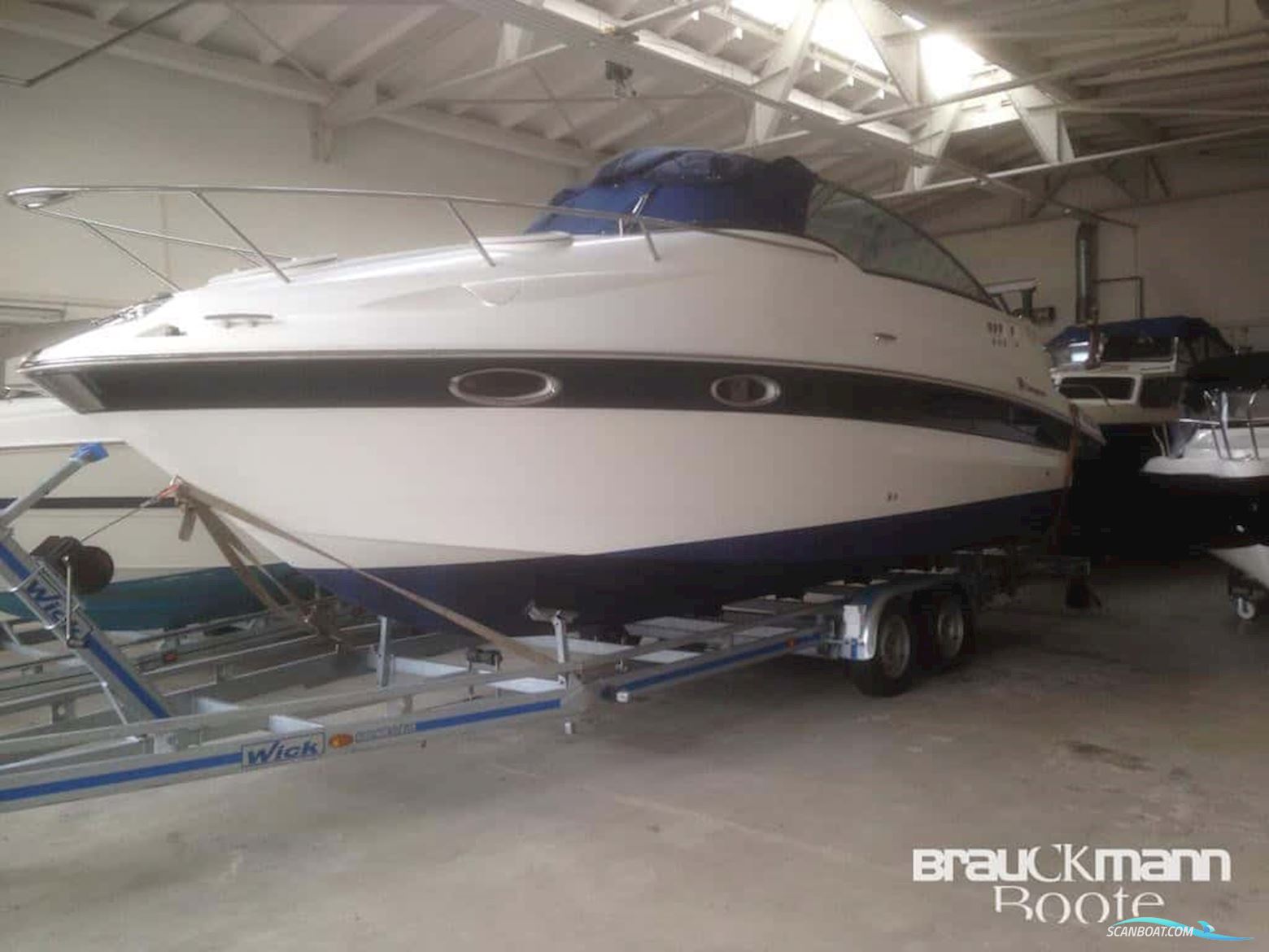 Campion Allante 825i