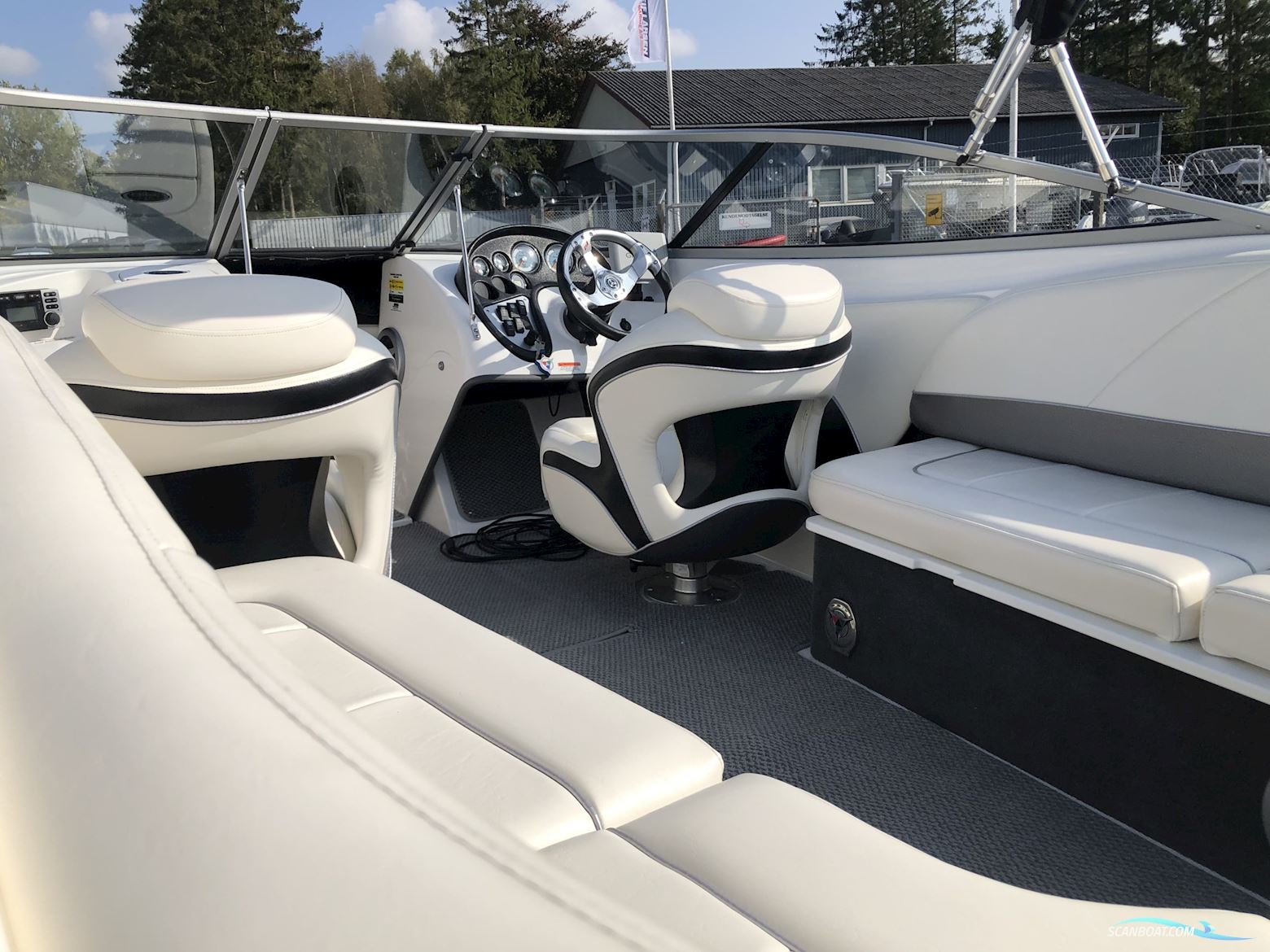 Campion Chase 580 OB BR
