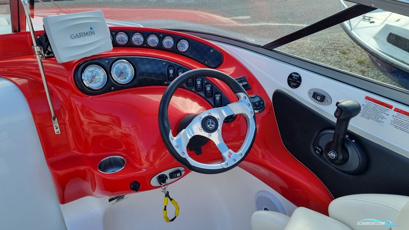Campion Chase Performance 700