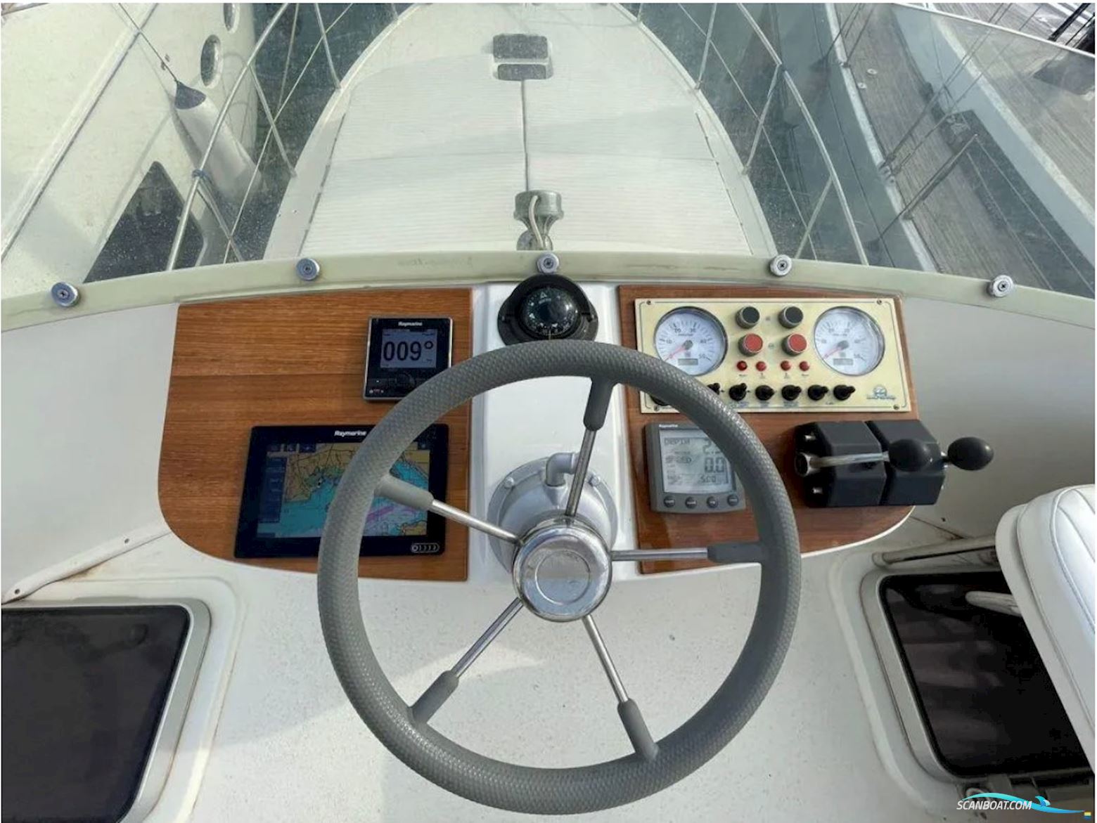 Cantieri Estensi Goldstar 360 Fly