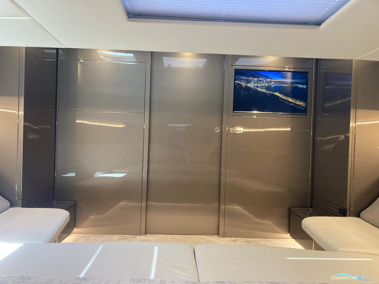 Cantieri Navali del Mediterraneo CONTINENTAL 50