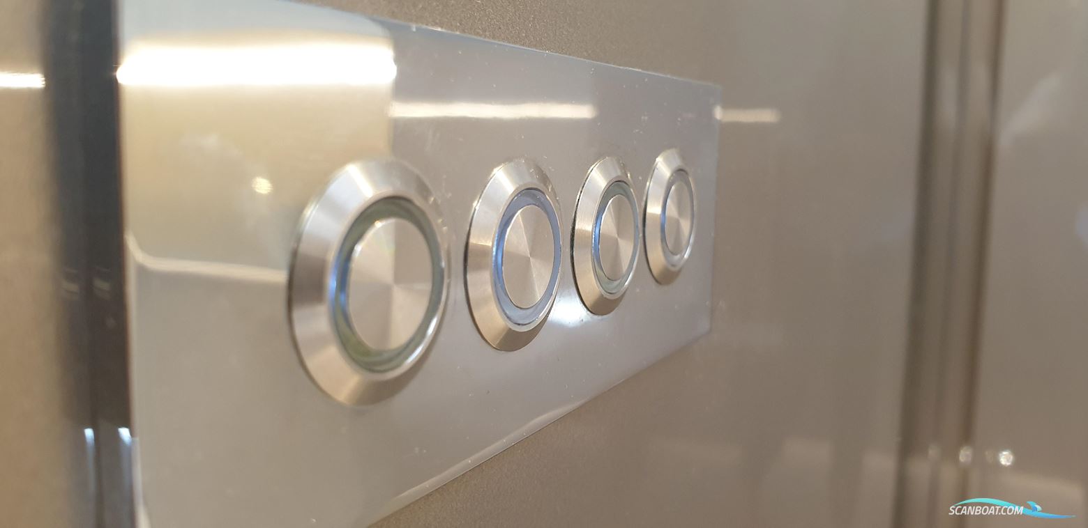 Cantieri Navali del Mediterraneo CONTINENTAL 50