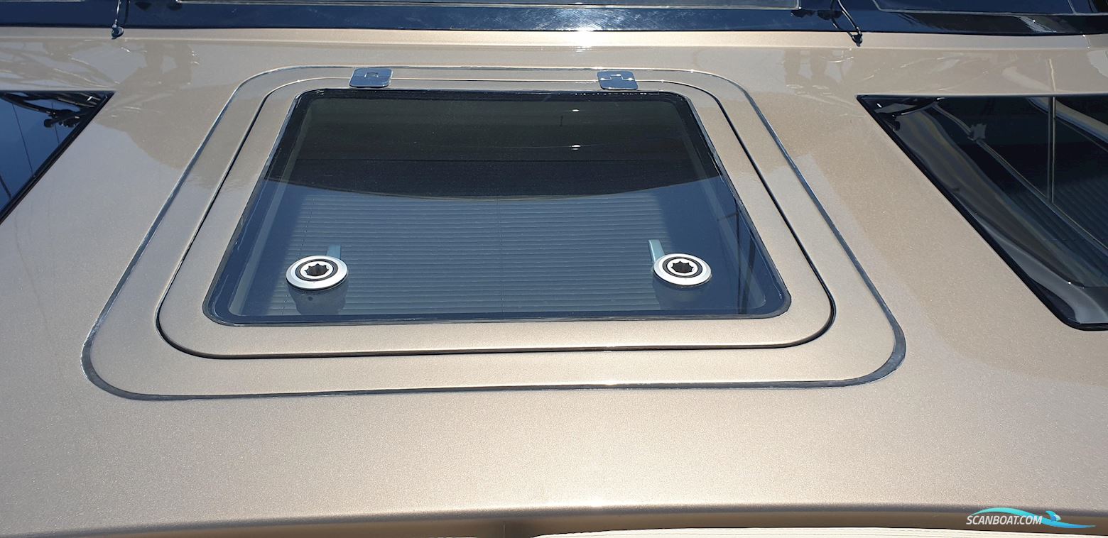 Cantieri Navali del Mediterraneo CONTINENTAL 50