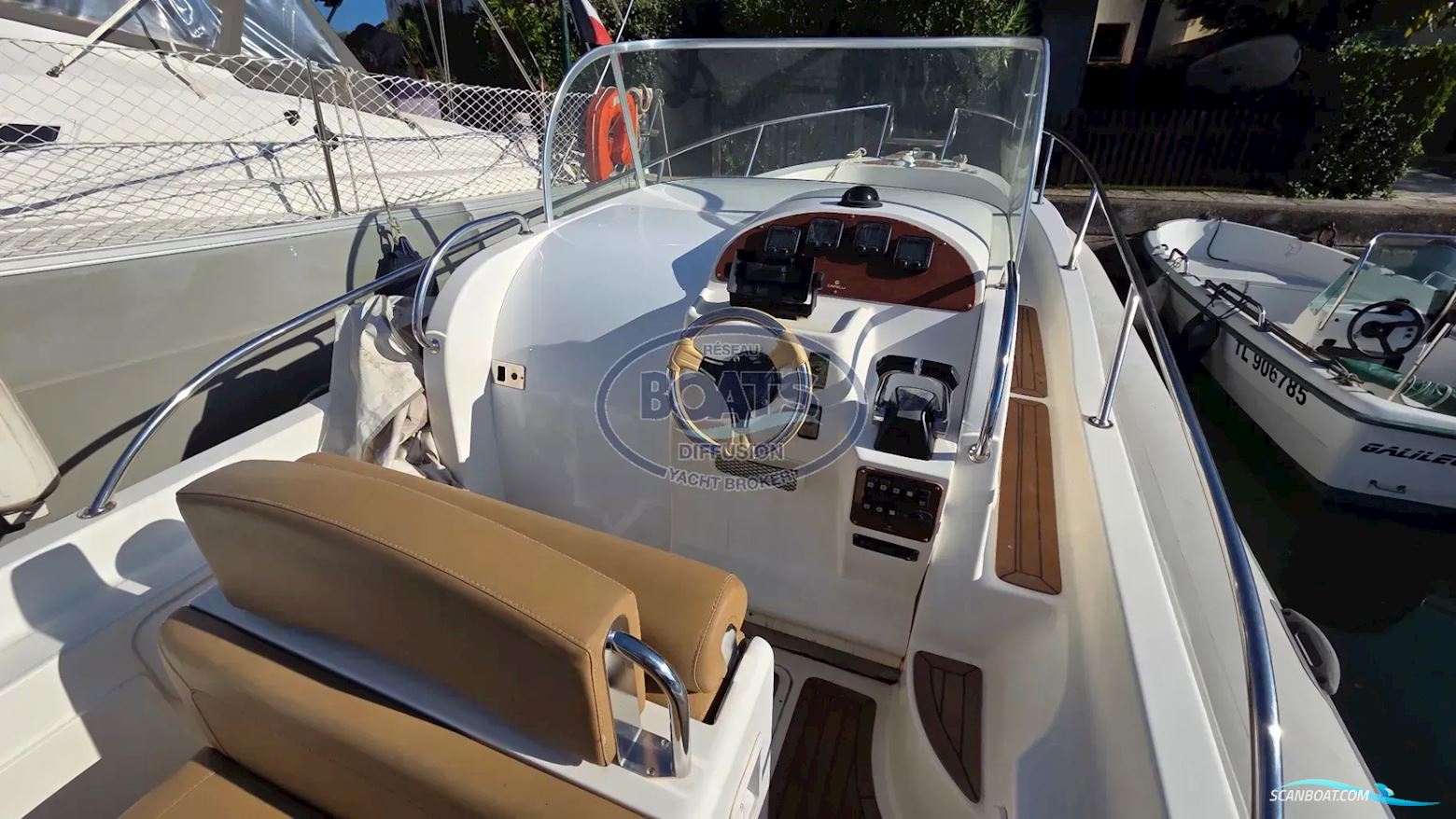 Capelli TEMPEST 900 WA