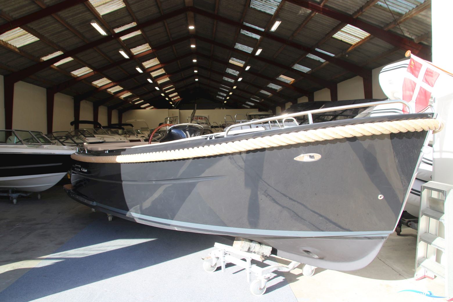 Carisma 715 Tender