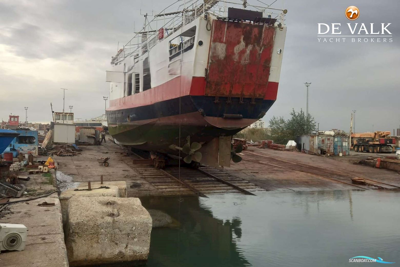 Car/Passengers Ferry 40