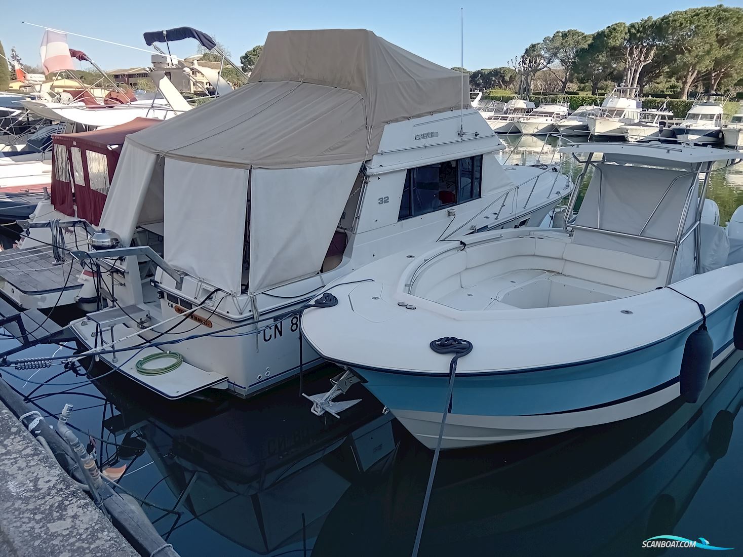 Carver 32 Fly Motorbåd 1990, med Volvo Penta motor, Frankrig