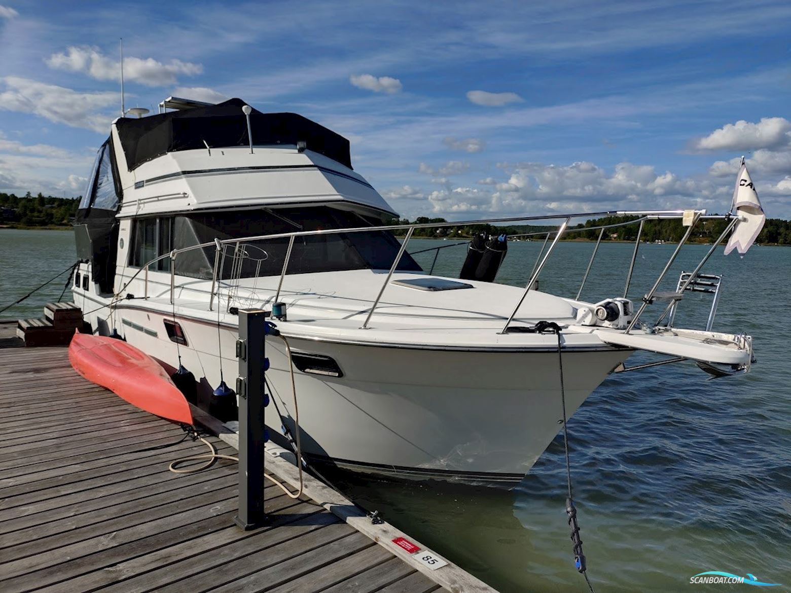 Carver 32