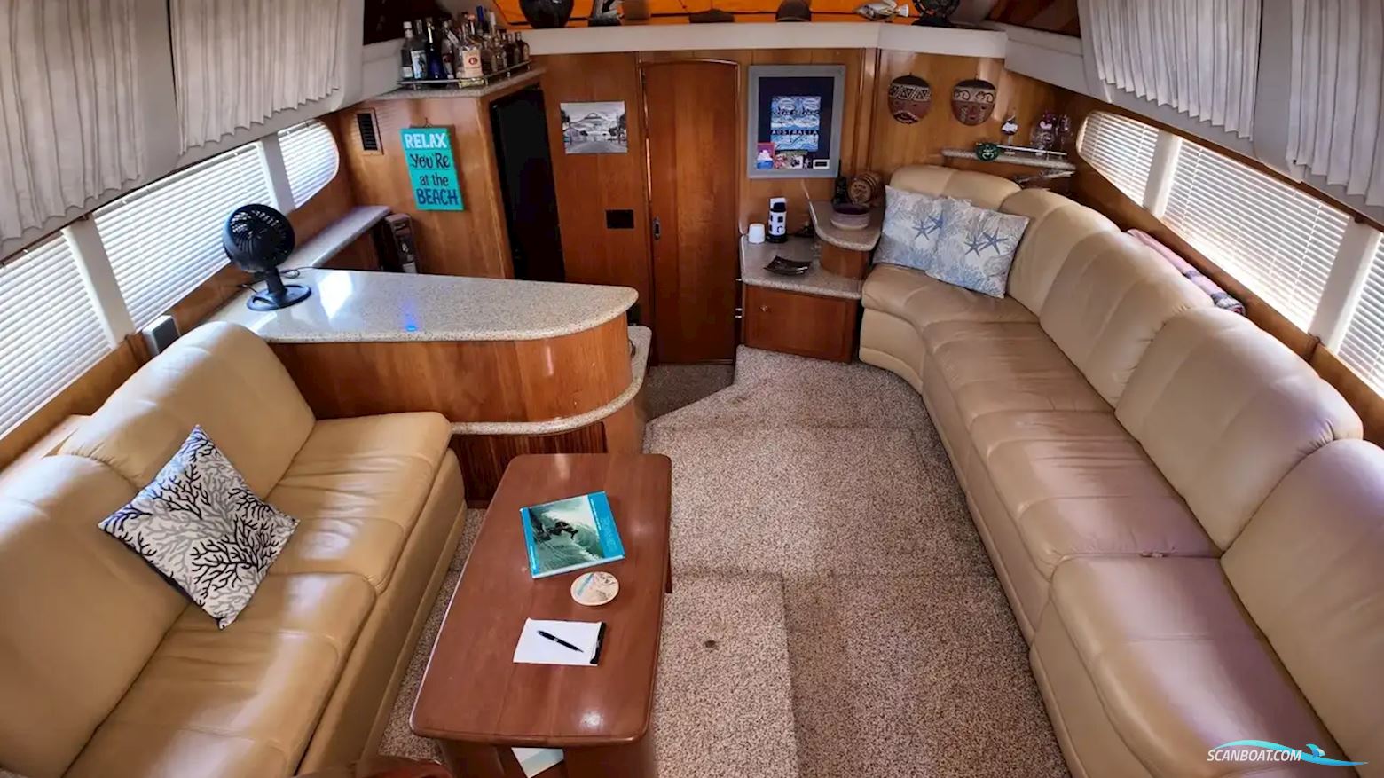 Carver 396 Motor Yacht