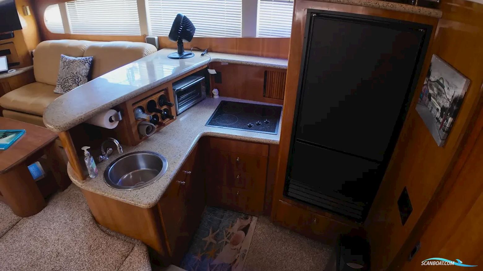 Carver 396 Motor Yacht