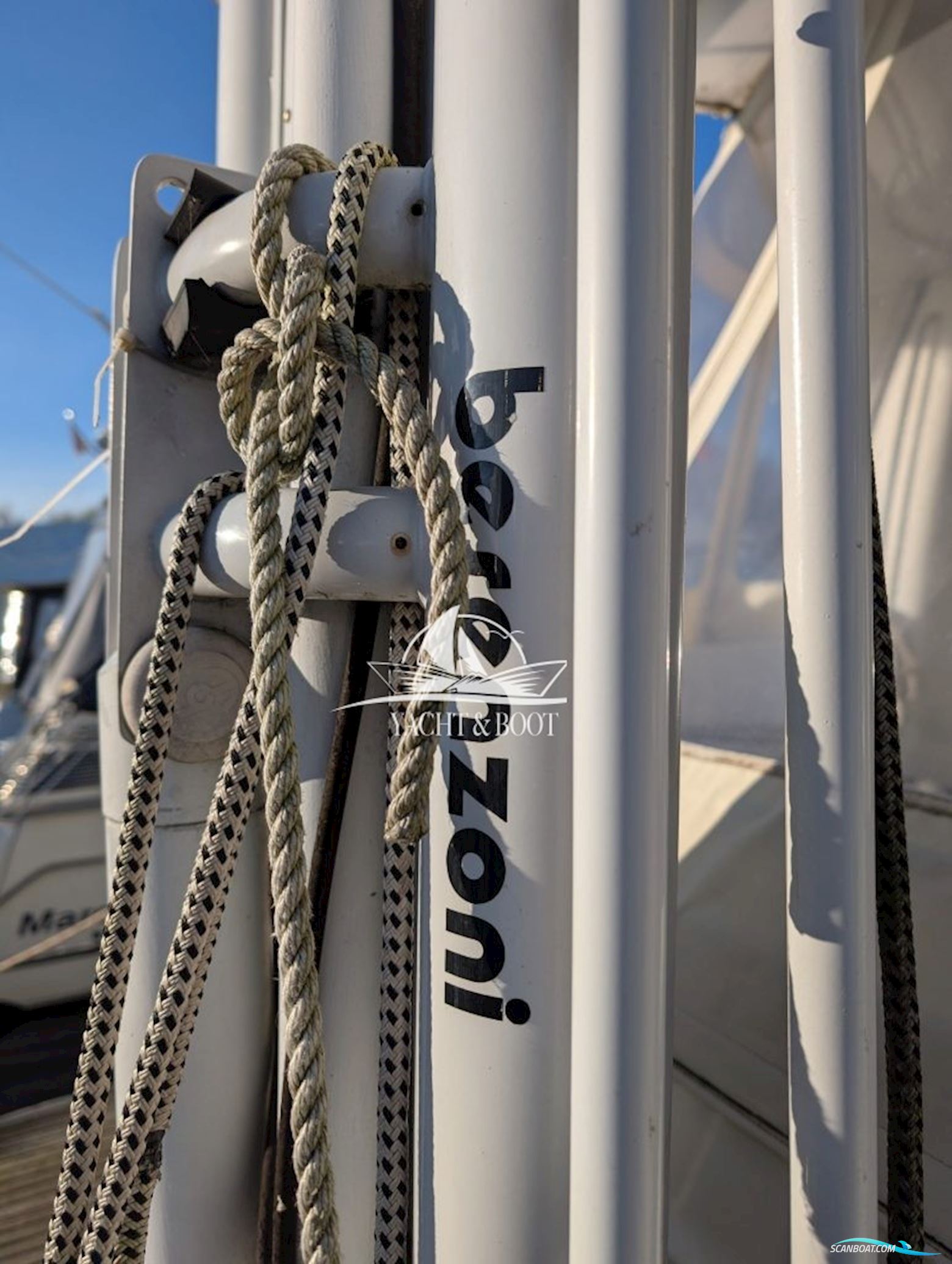 Carver 450 Voyager Pilothouse