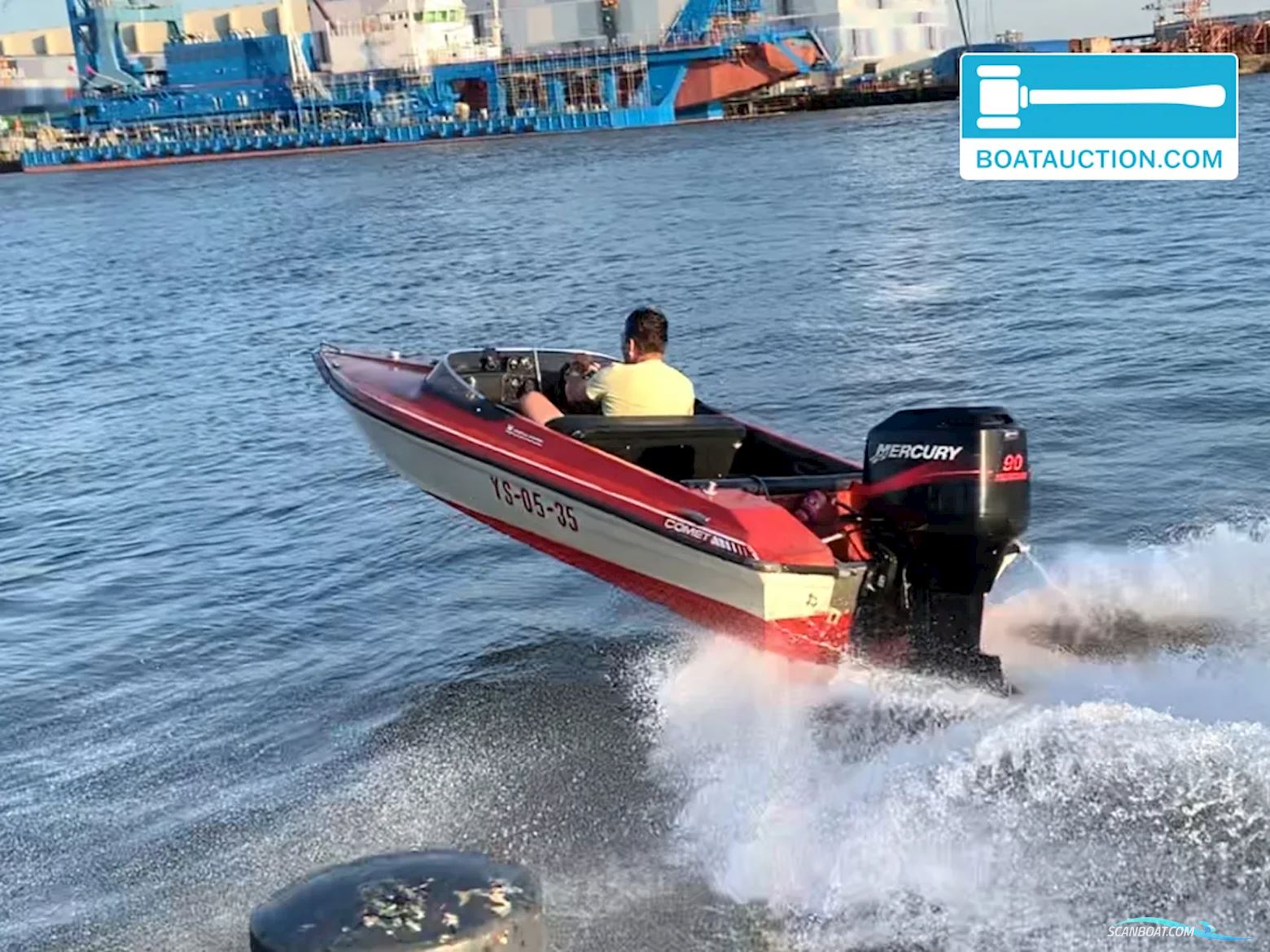 Castle Marine Comet 14