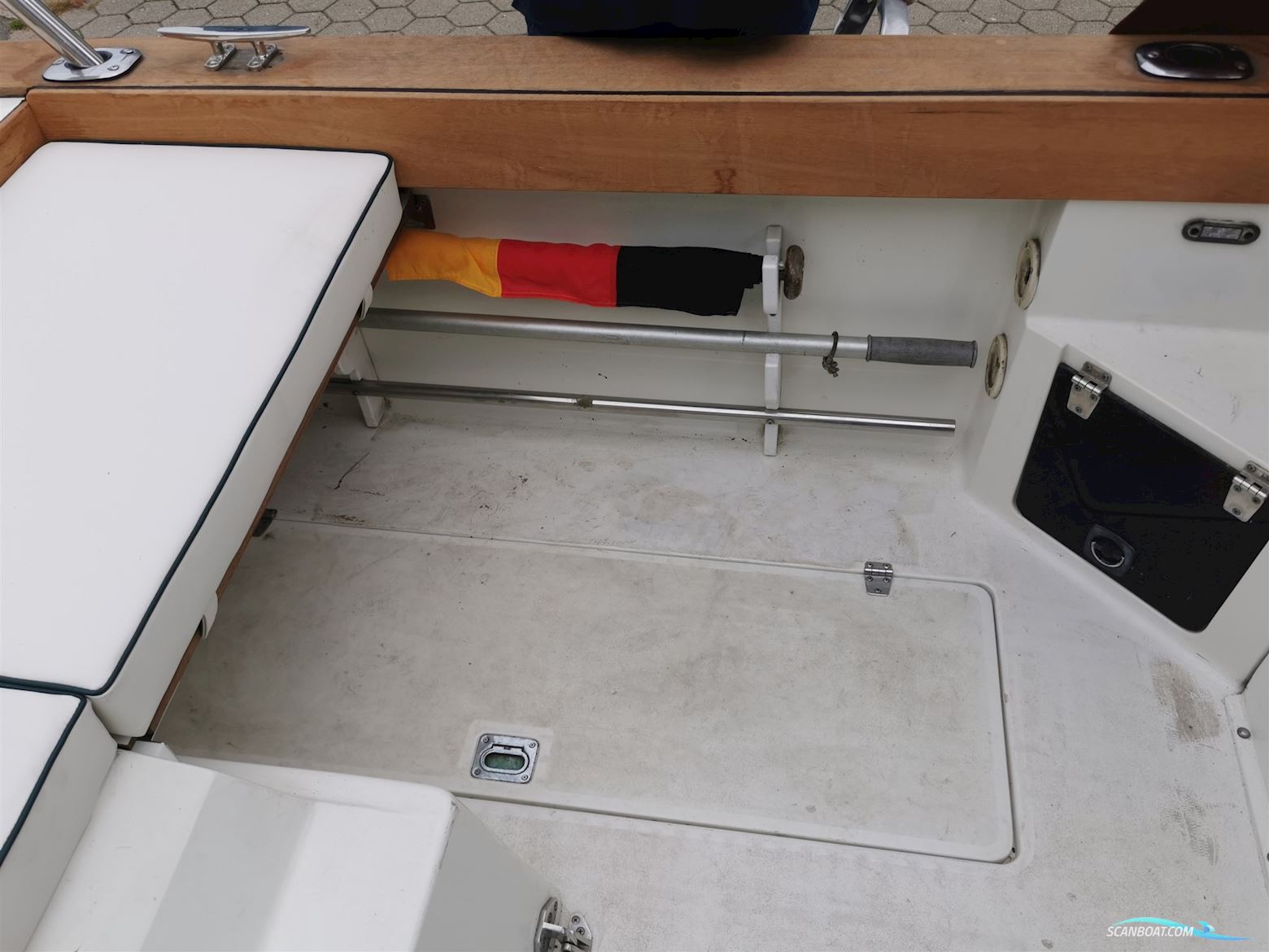 Celebrity Boats Celebrity 2300 Fish Hawk