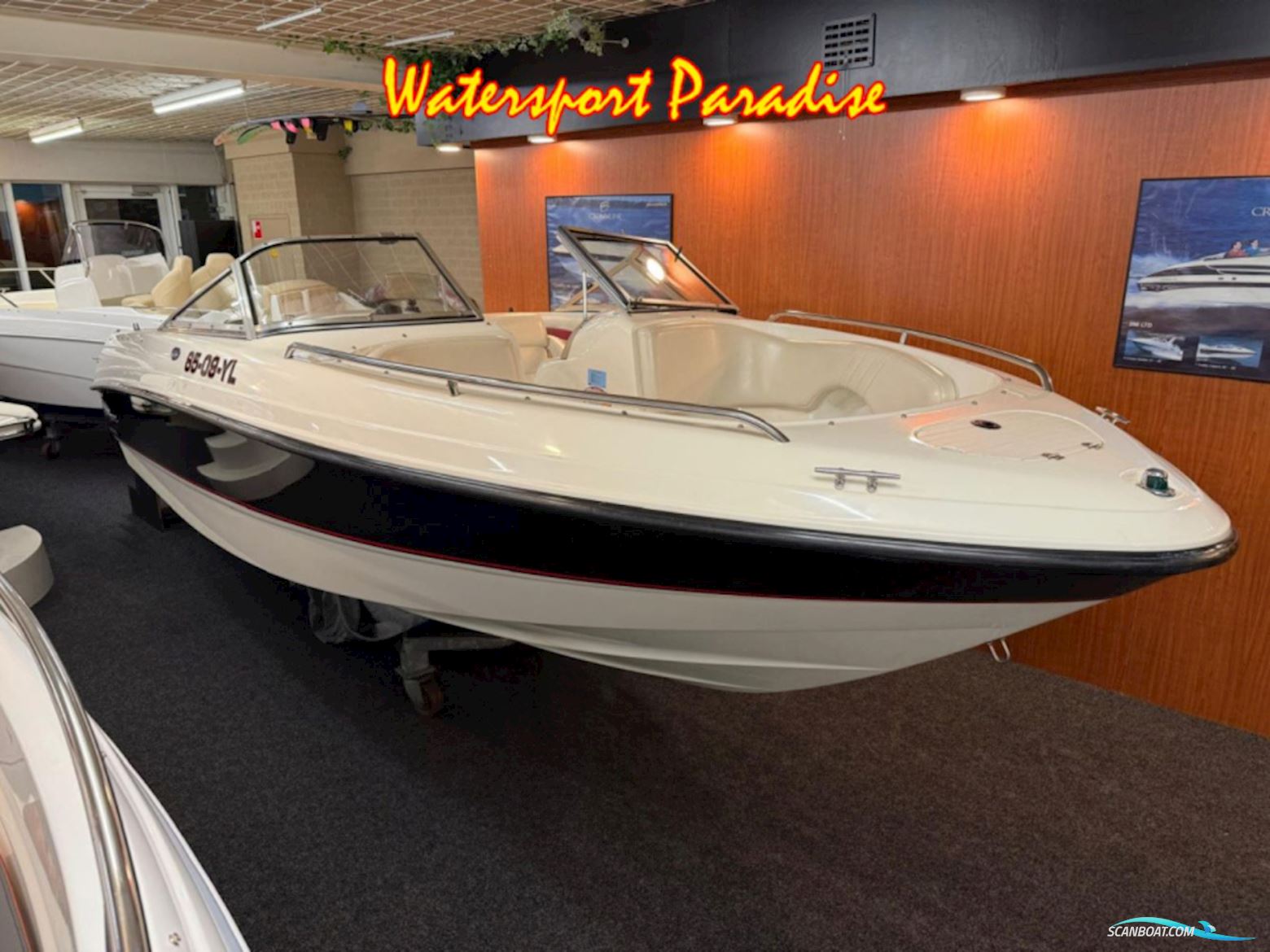 Chaparral 200 Sse Bowrider Motorbåd 2001, med Mercruiser motor, Holland