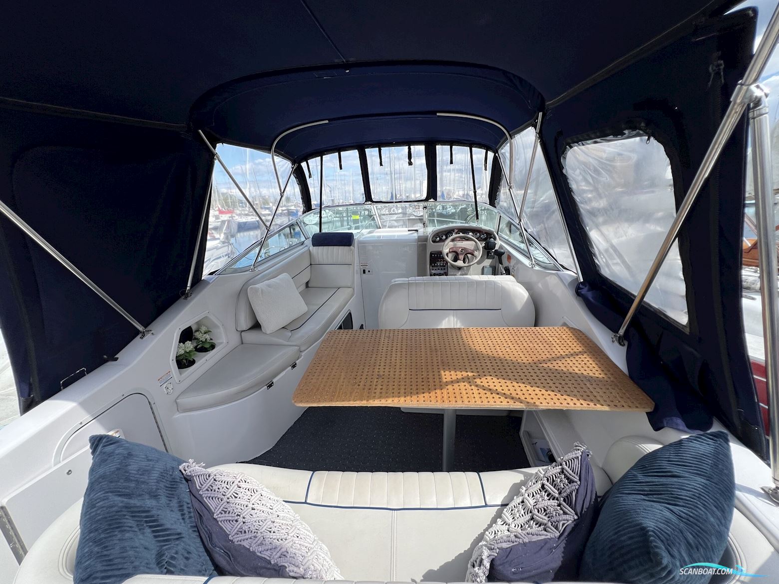 Chaparral 240 Signature