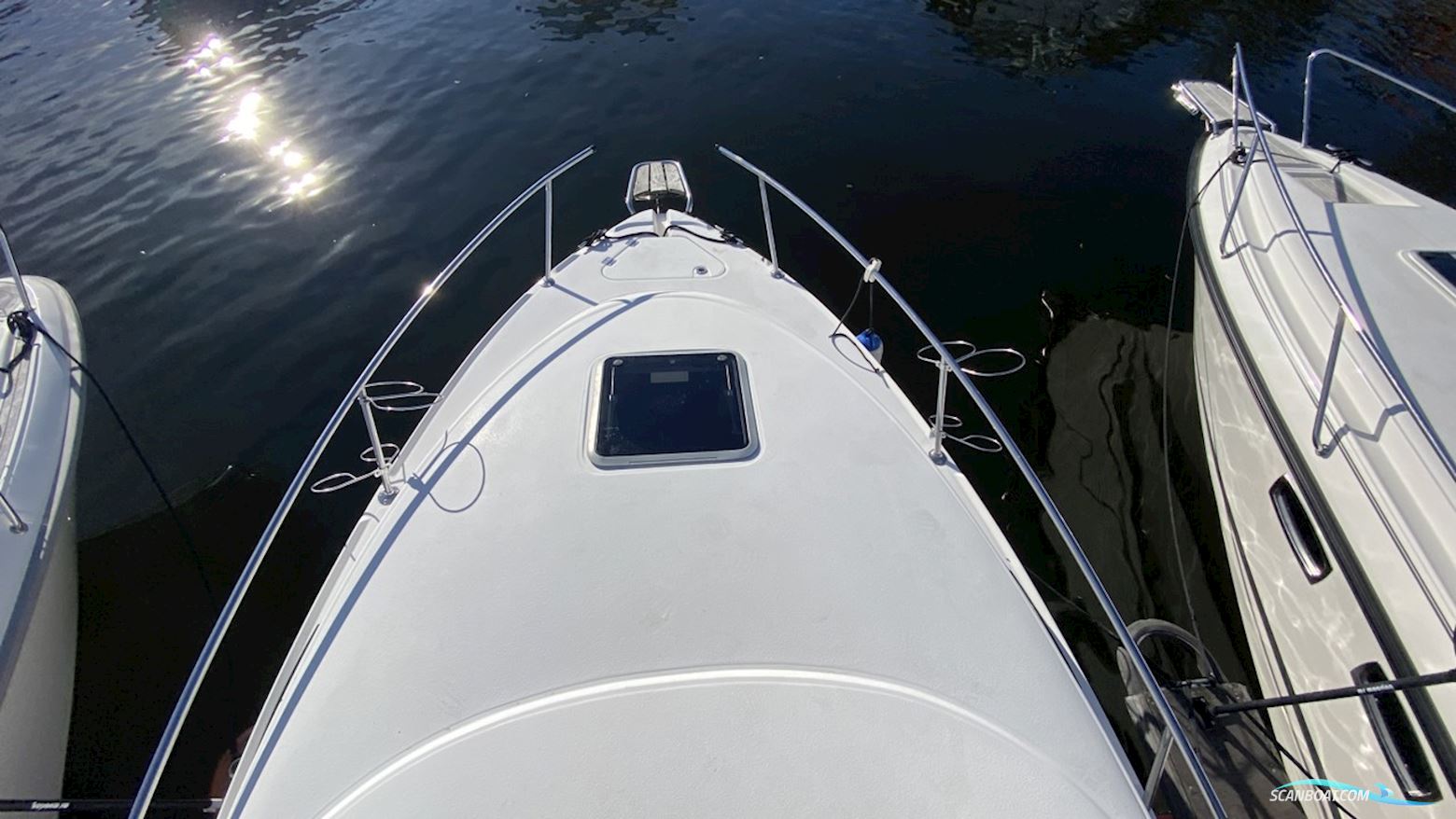 Chaparral 240 Signature