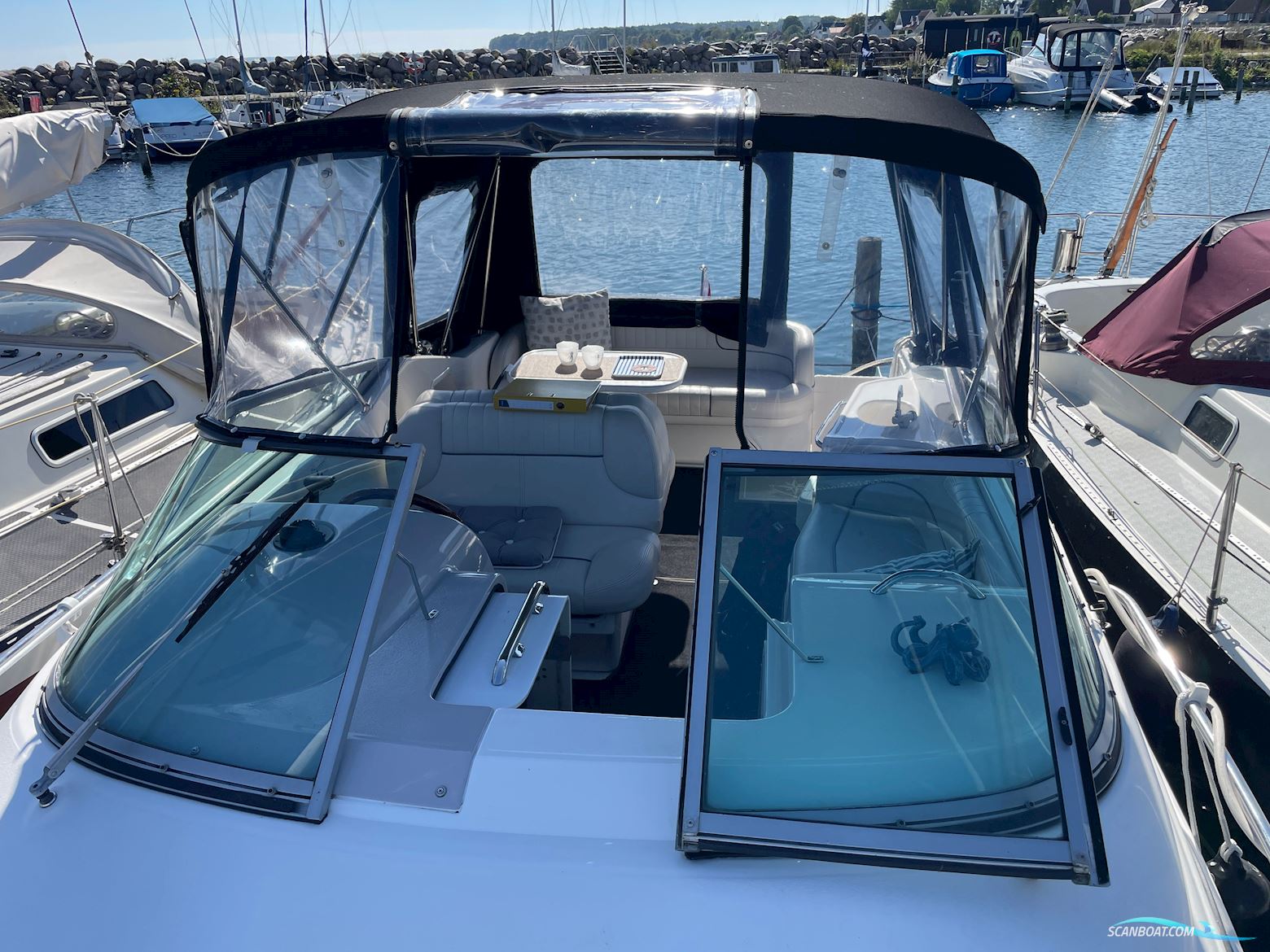 Chaparral 240 Signature
