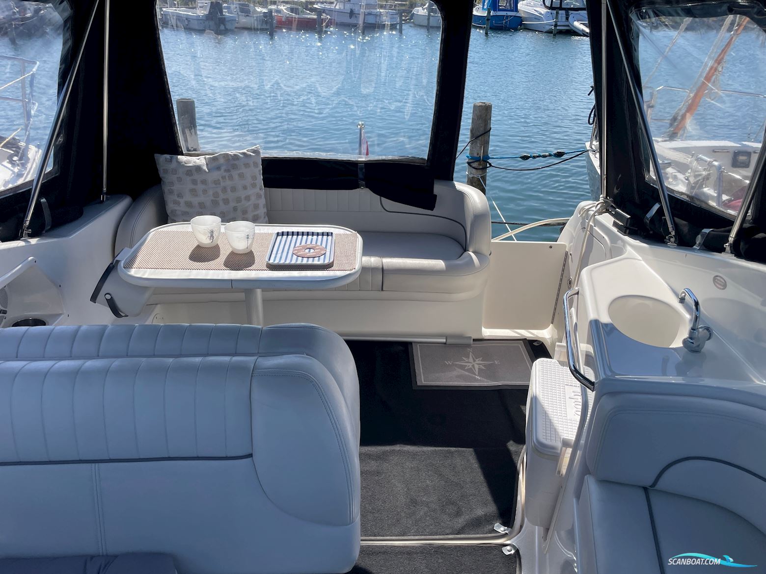 Chaparral 240 Signature