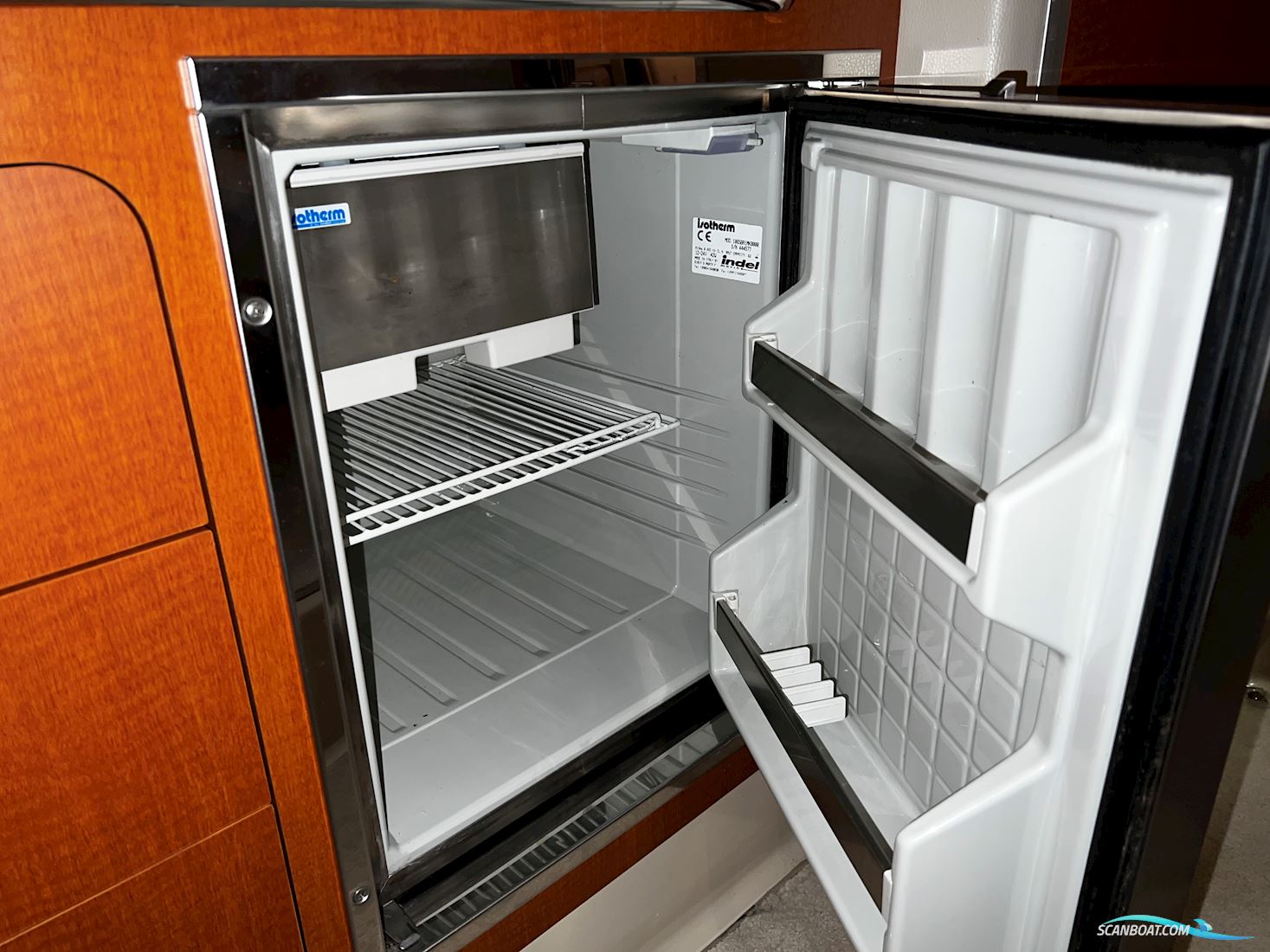 Chaparral 270 Signature