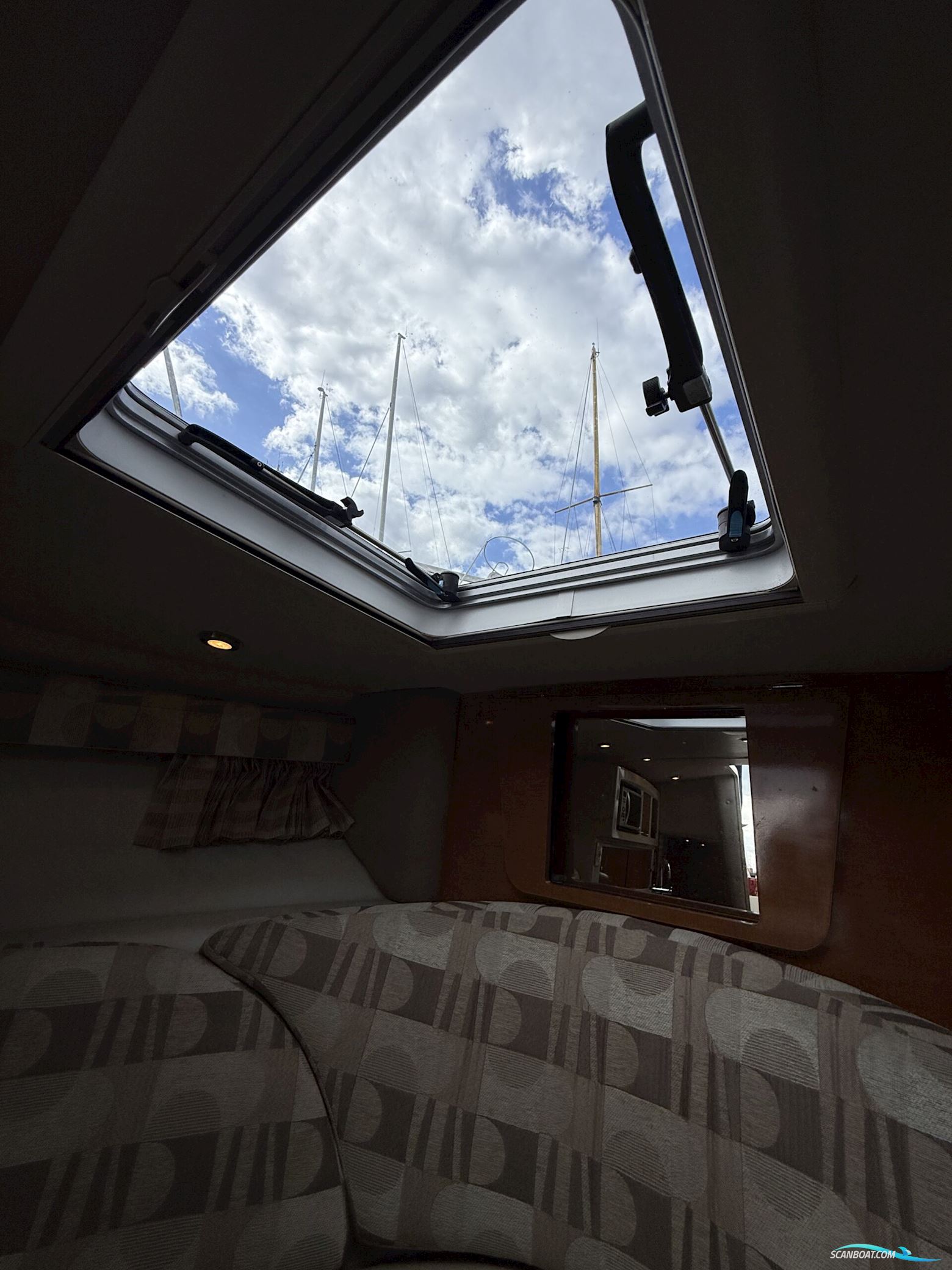 Chaparral 270 Signature