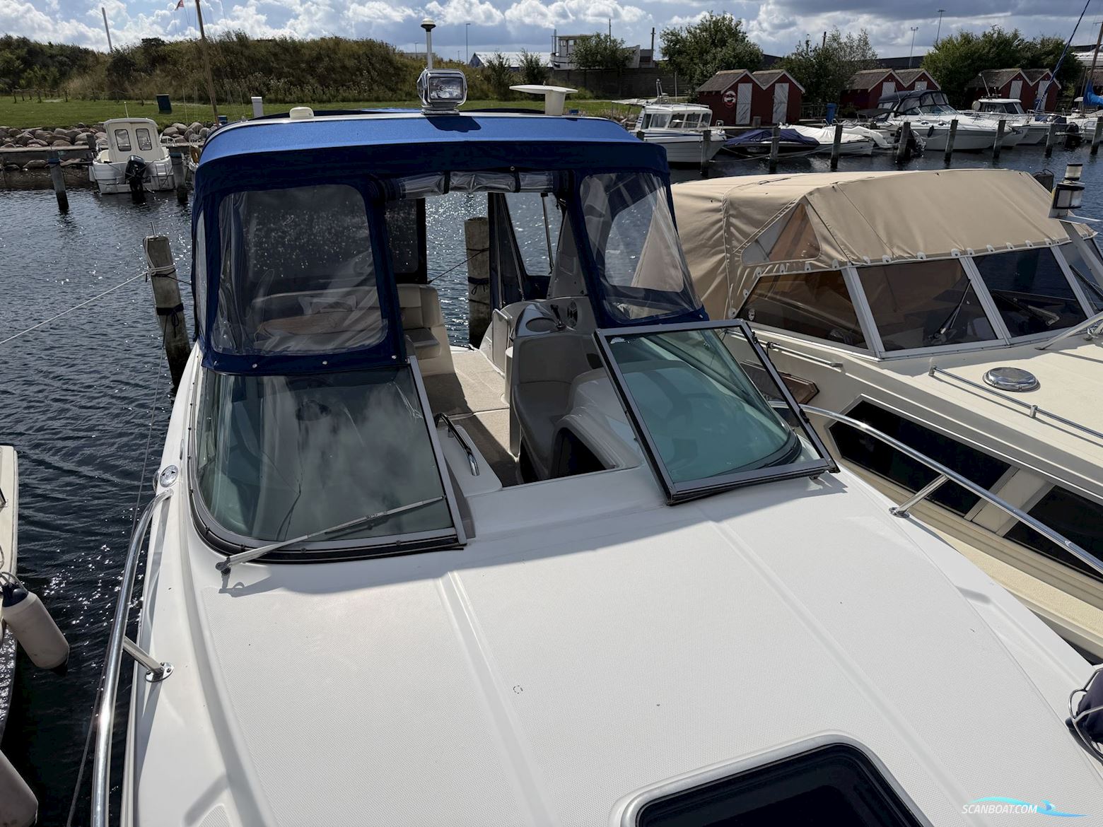 Chaparral 270 Signature