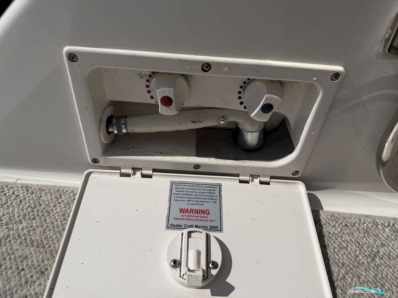 Chaparral 270 Signature