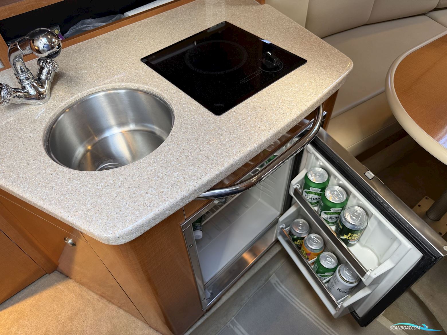Chaparral 270 Signature