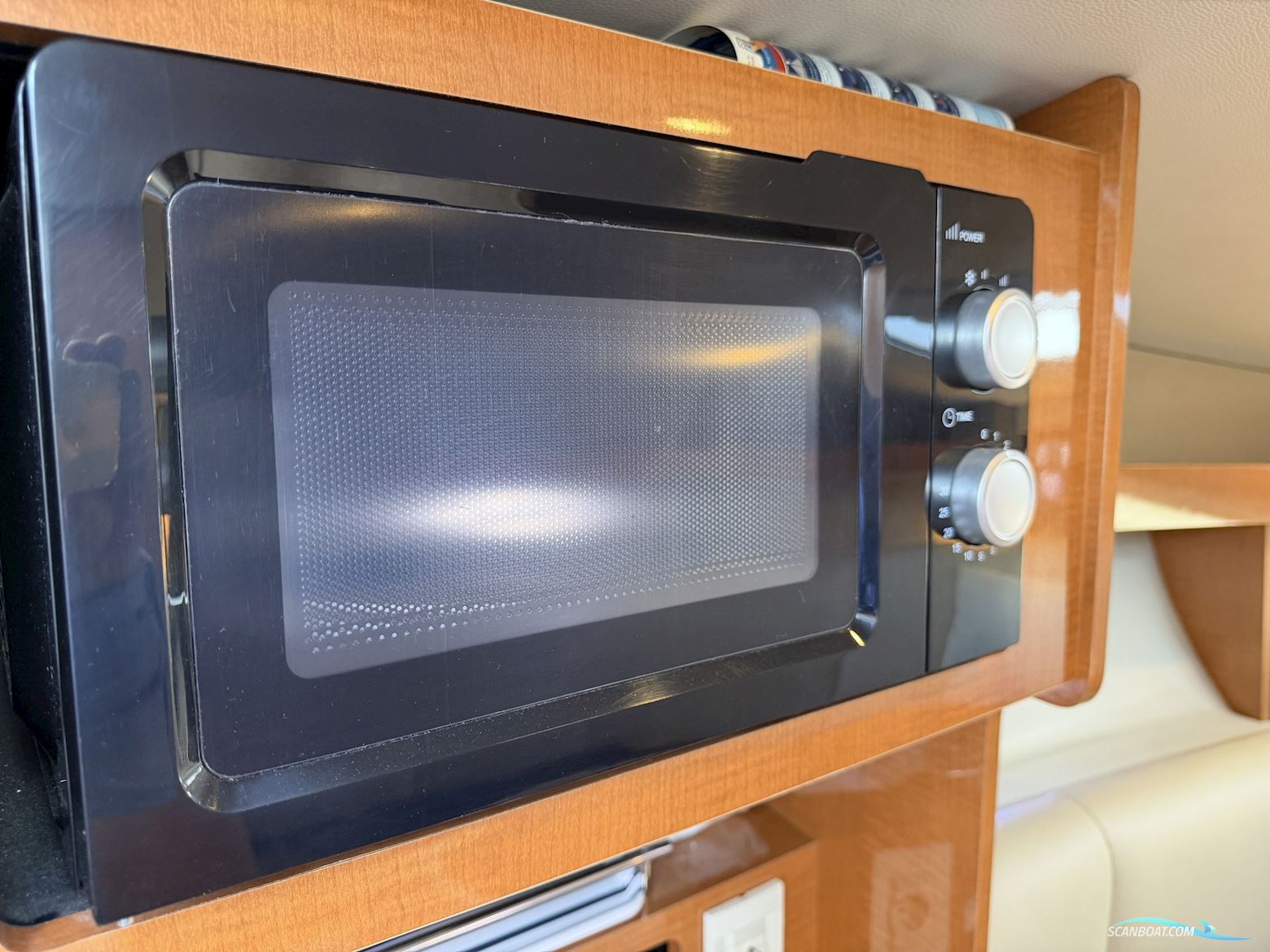 Chaparral 270 Signature