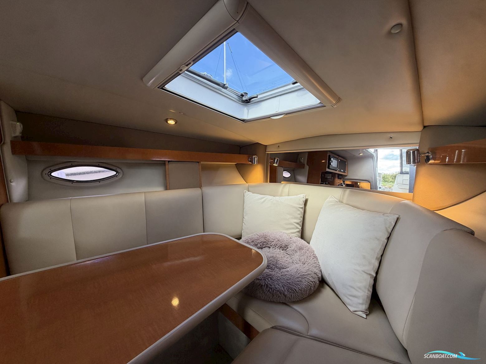 Chaparral 270 Signature