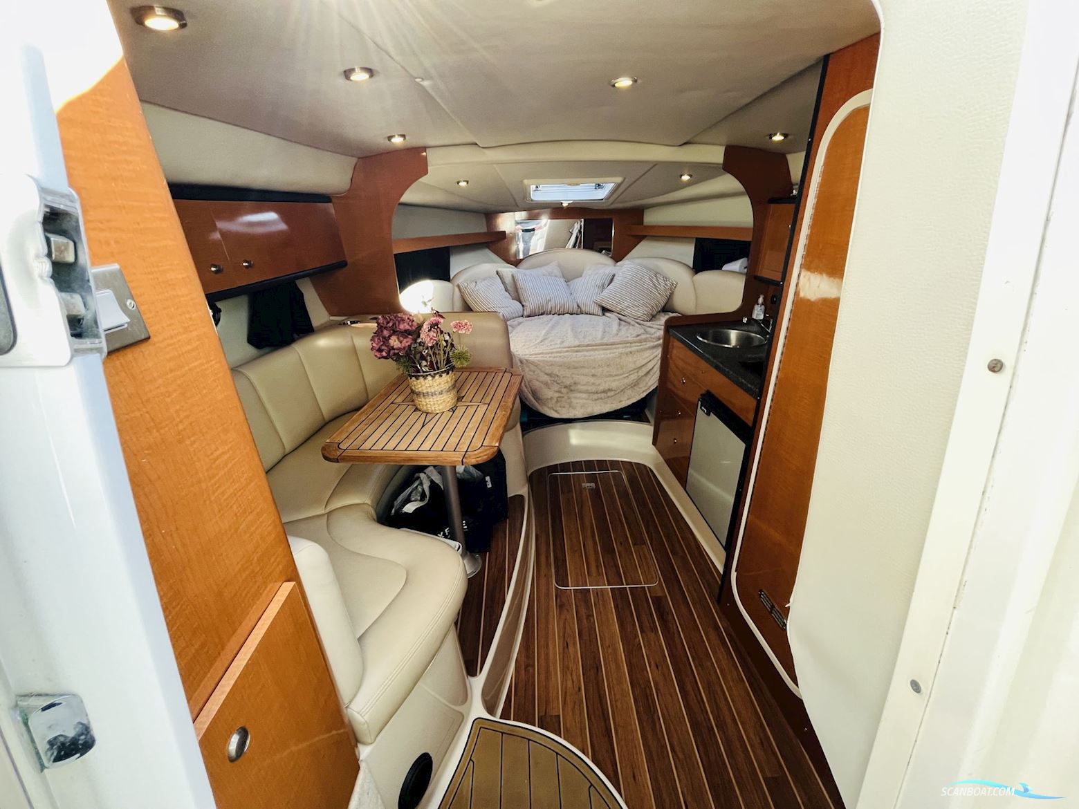 Chaparral 290 Signature