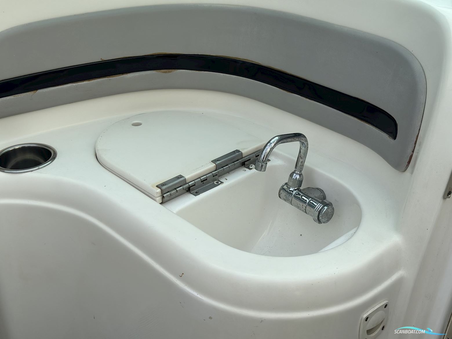 Chaparral 325 Ssi