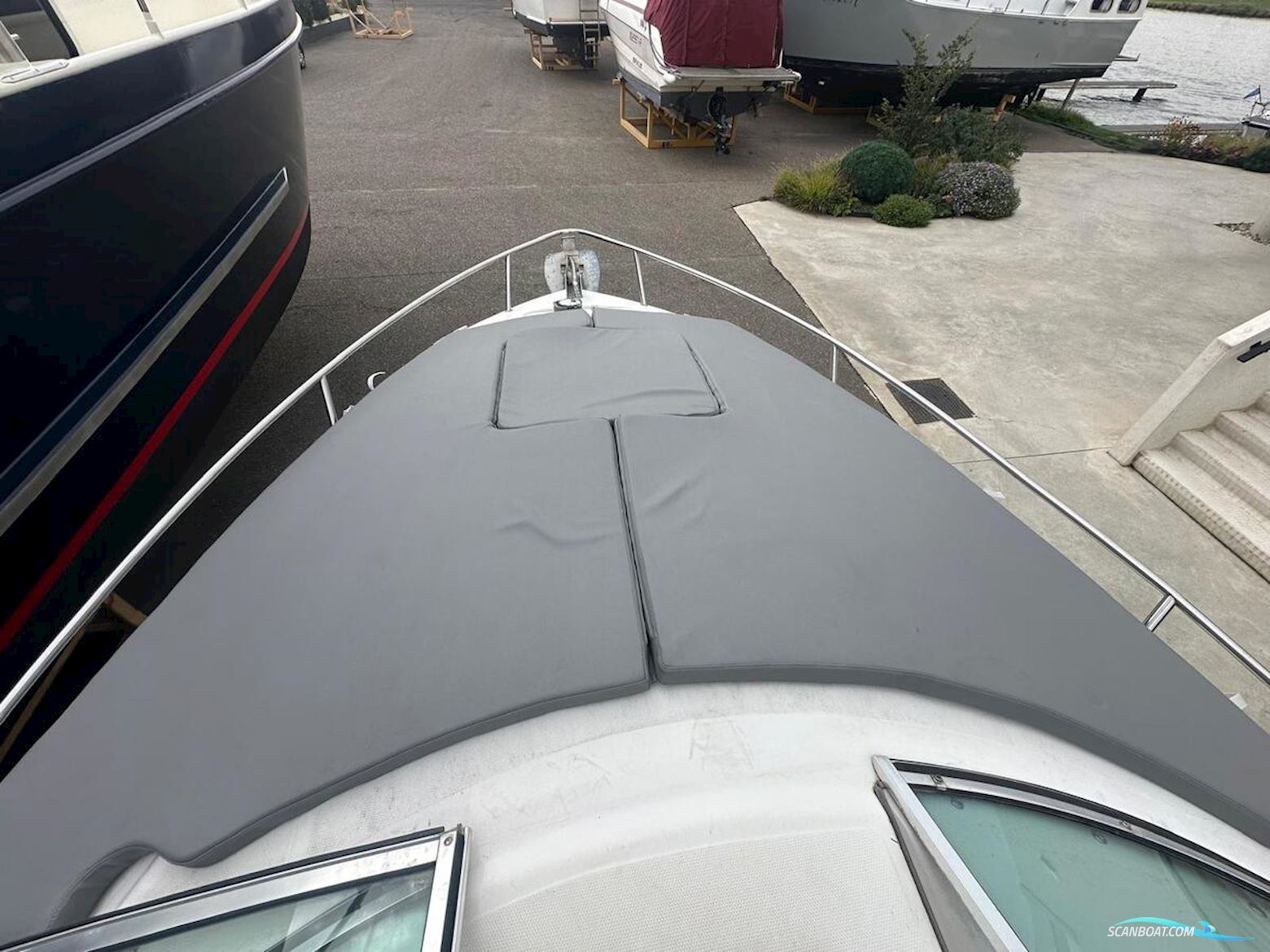 Chaparral 325 Ssi