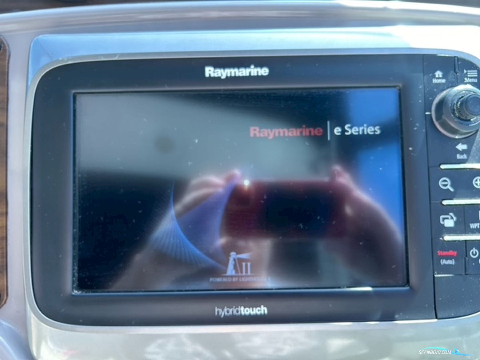 Chaparral 330 Signature