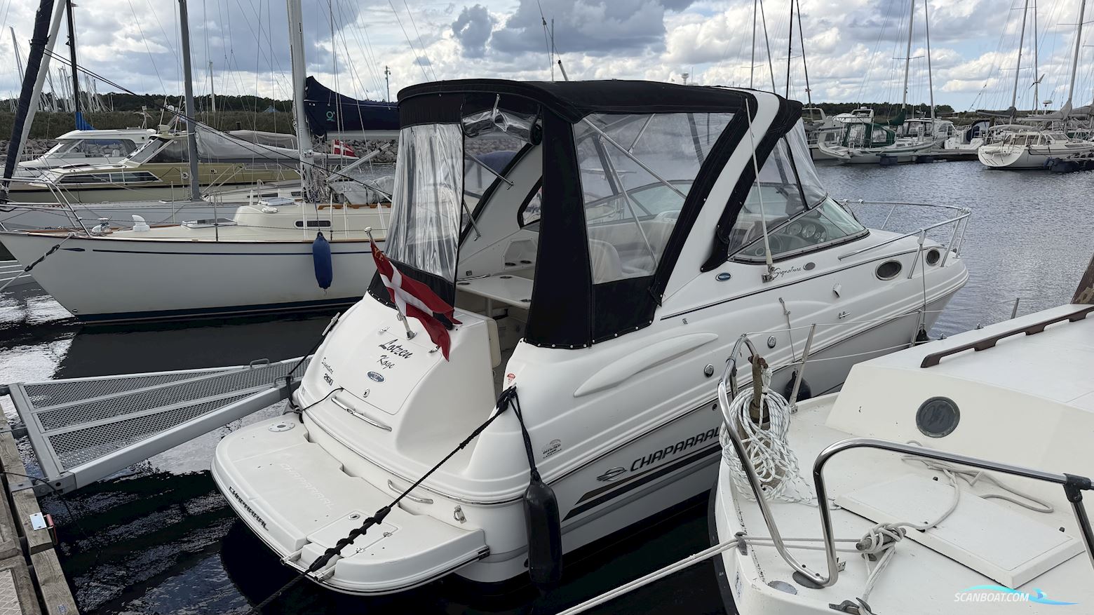 Chaparral Signature 260