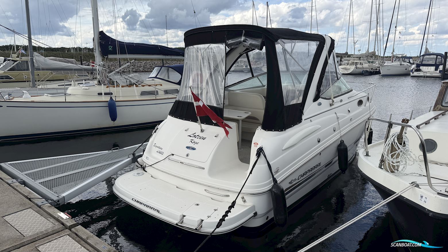 Chaparral Signature 260