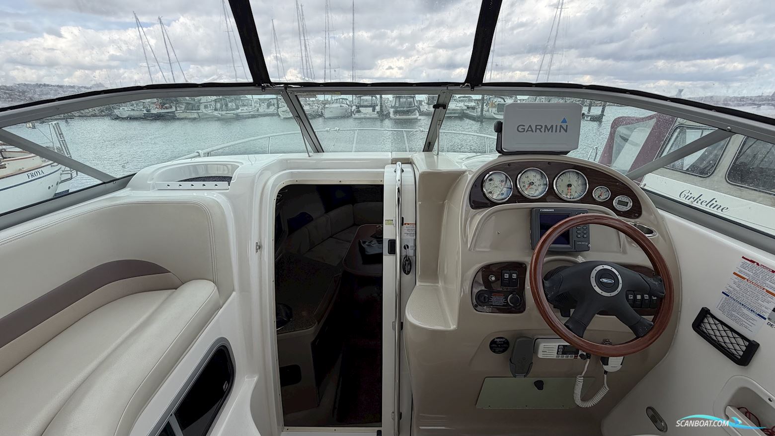 Chaparral Signature 260