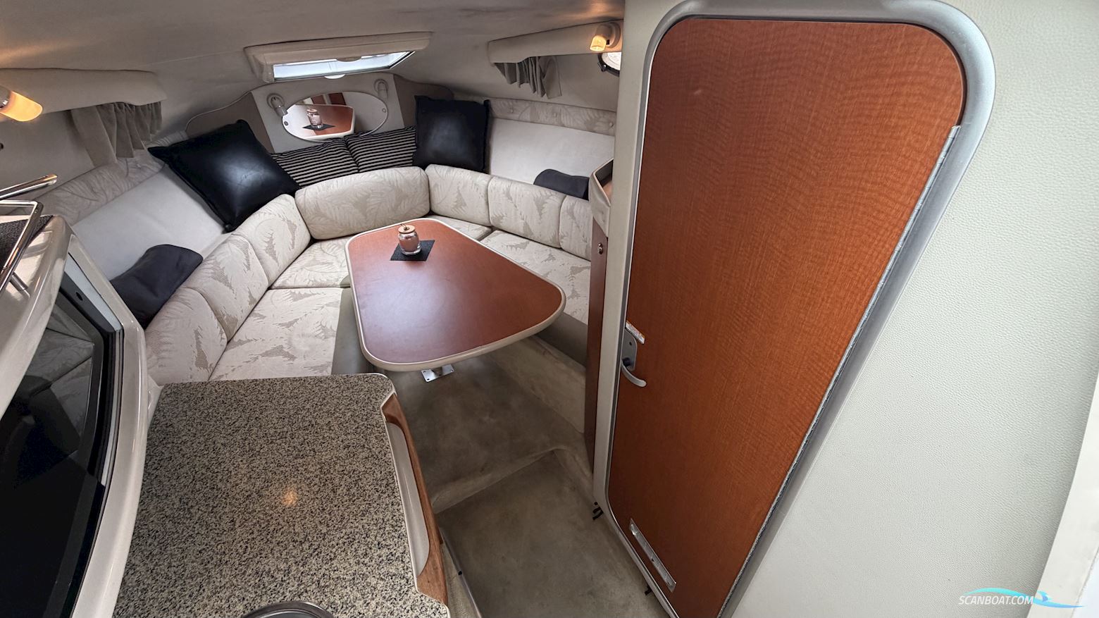 Chaparral Signature 260