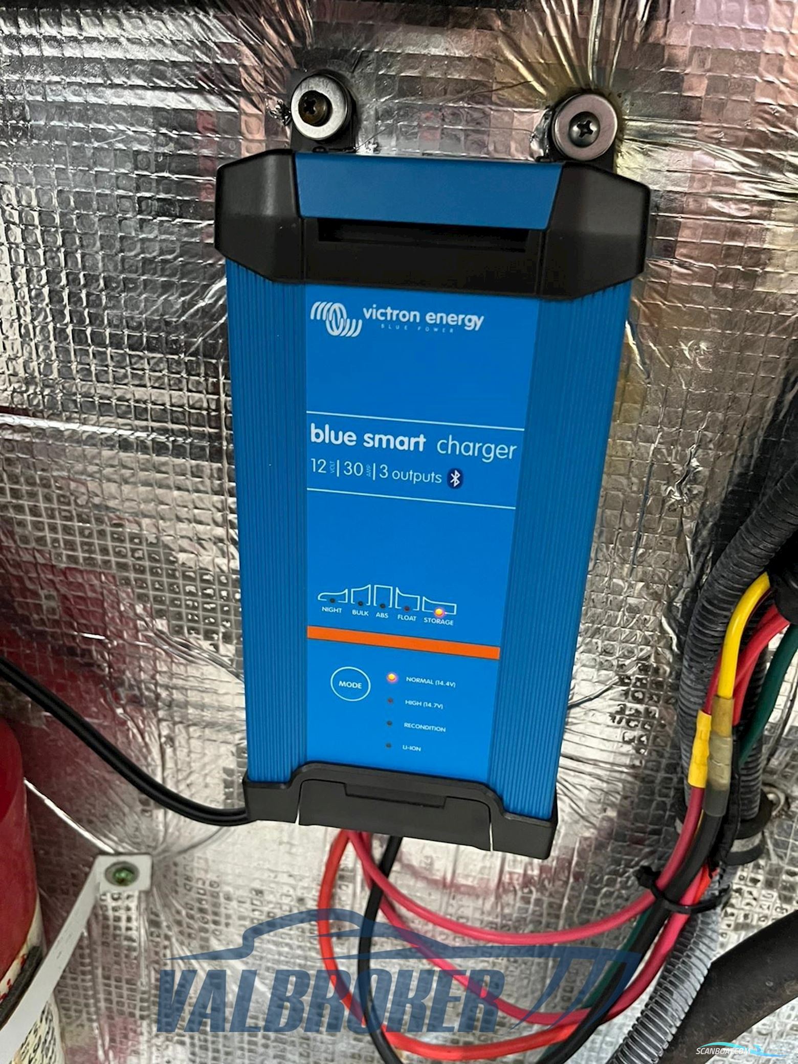 Chaparral Signature 280