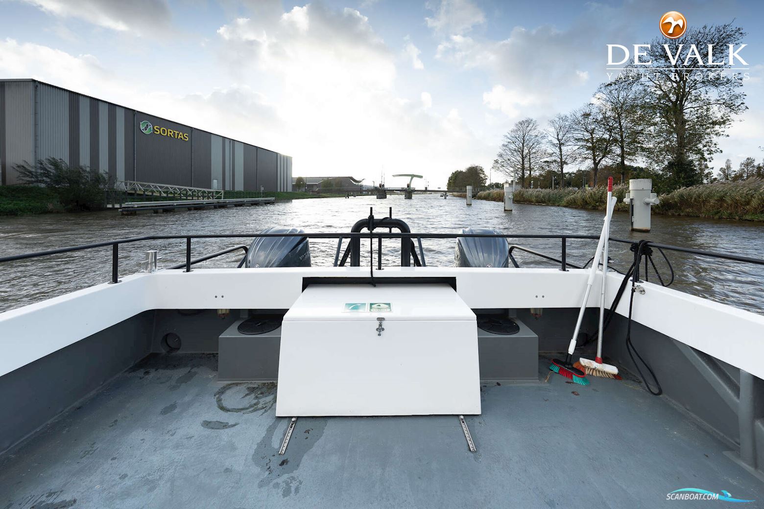 Cheetah catamaran 10.20