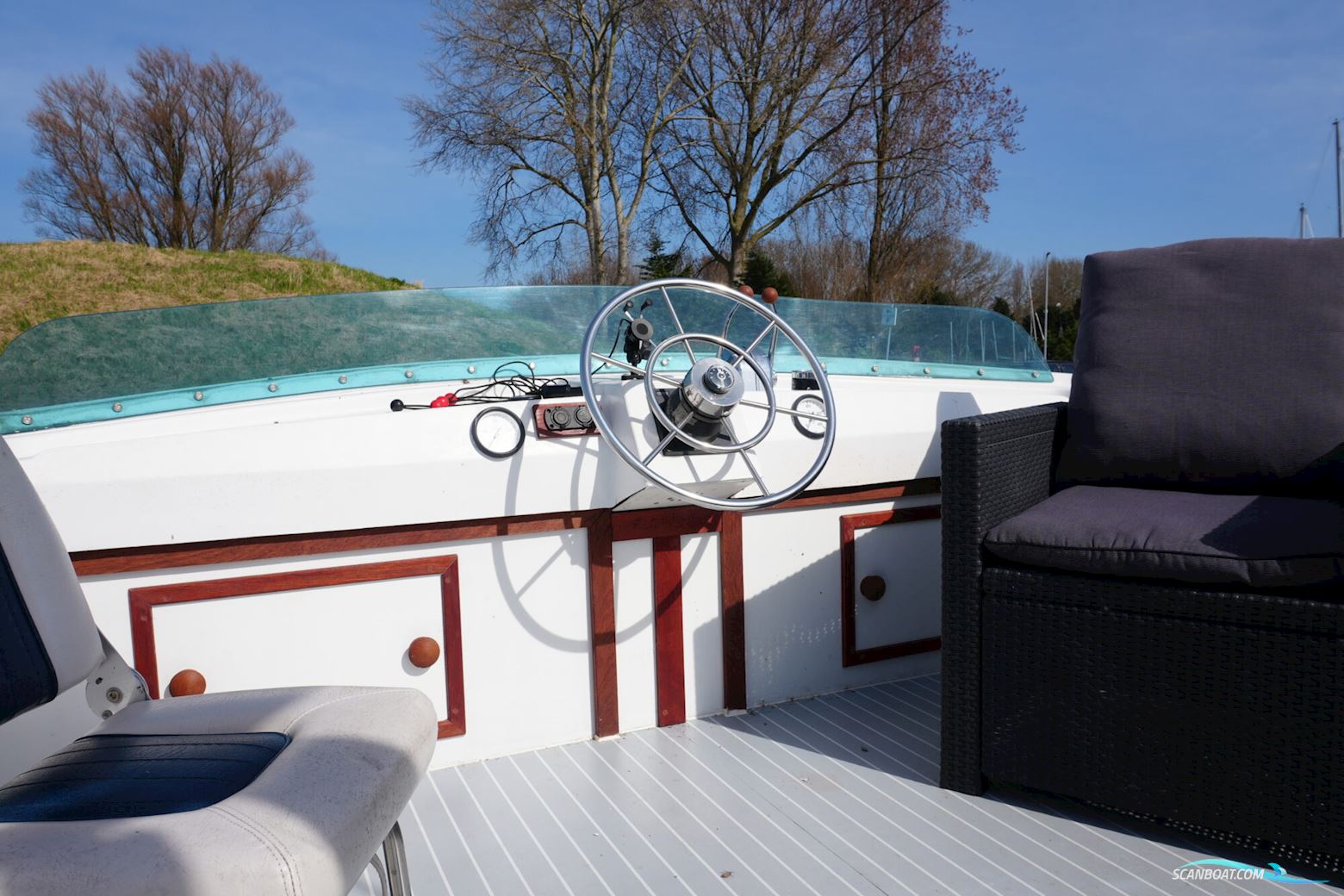 Chris Craft 11.00 Flybridge