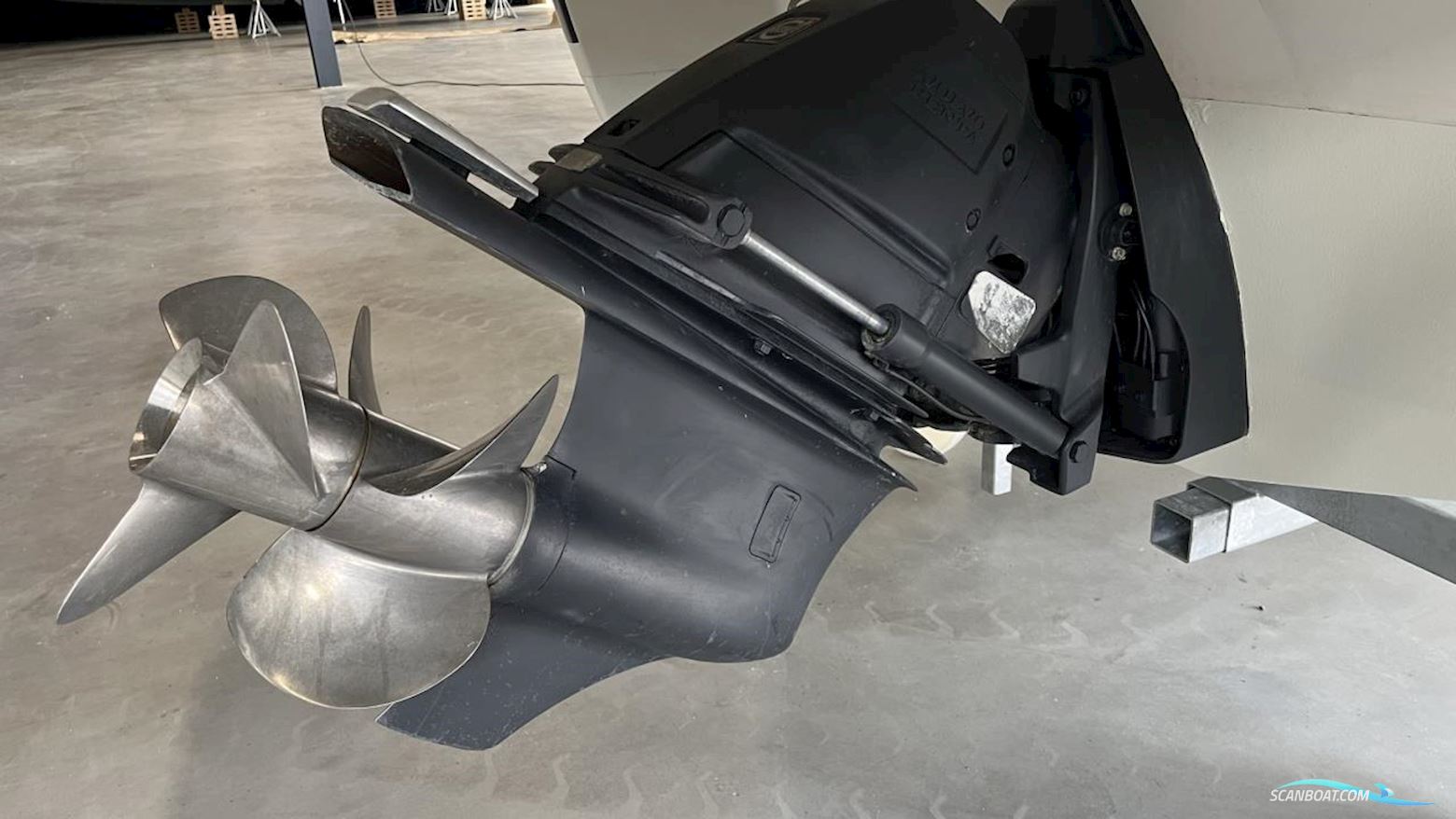 Chris Craft 22 Launch