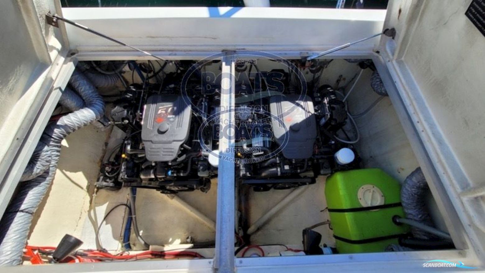 CHRIS CRAFT 260 Stinger