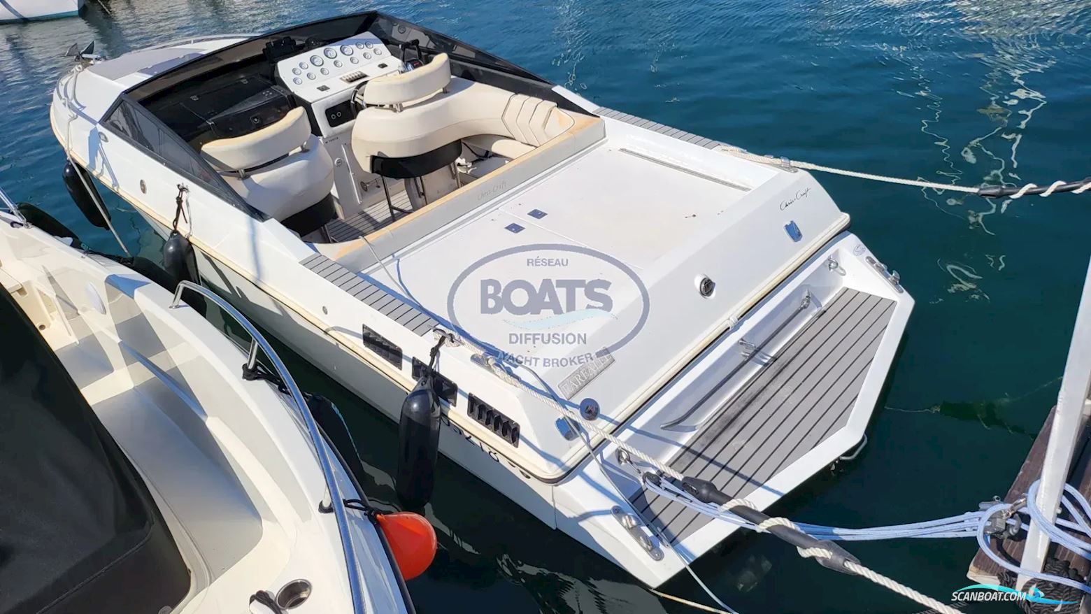 CHRIS CRAFT 260 Stinger