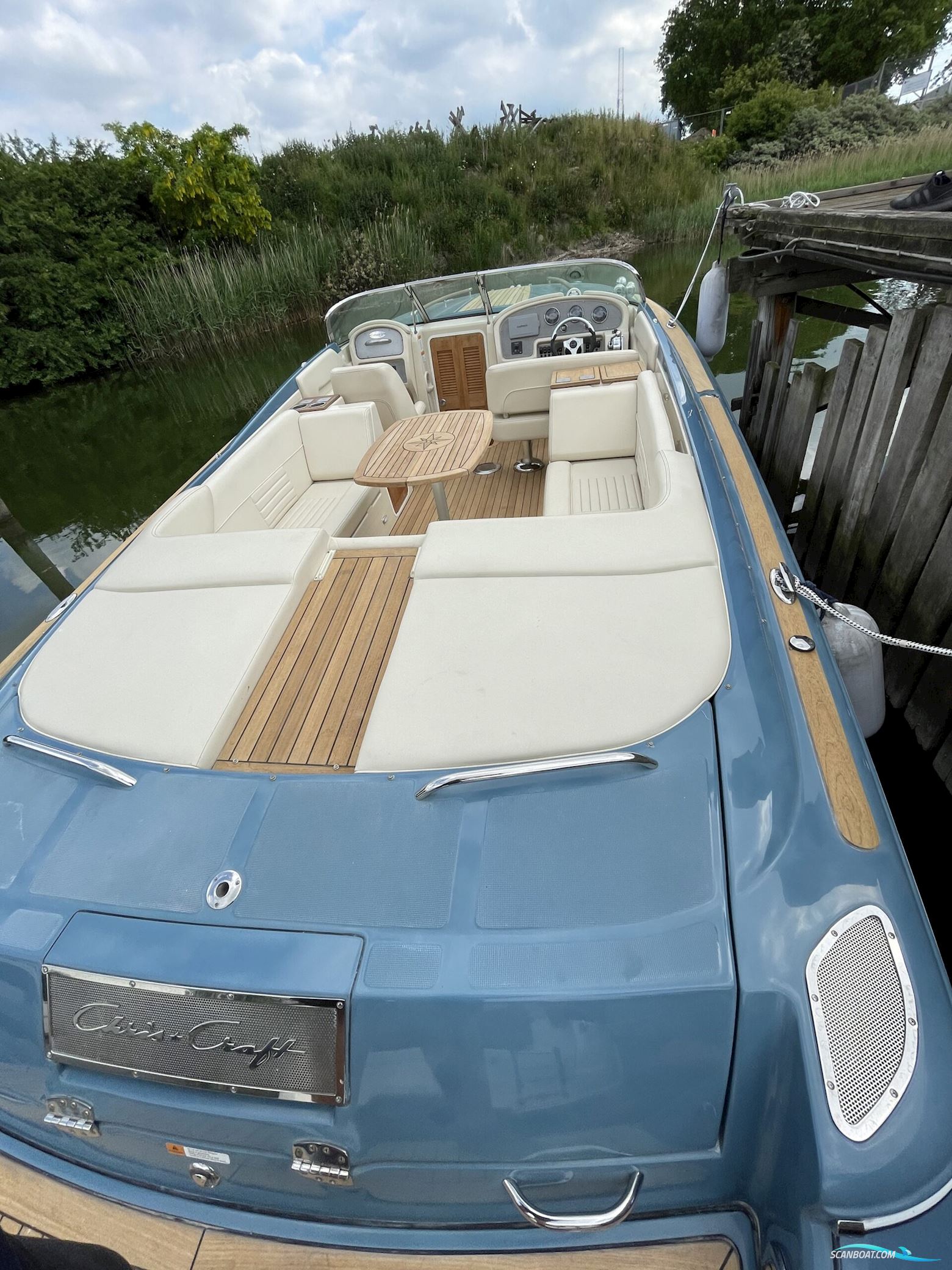 Chris Craft 28 Corsair