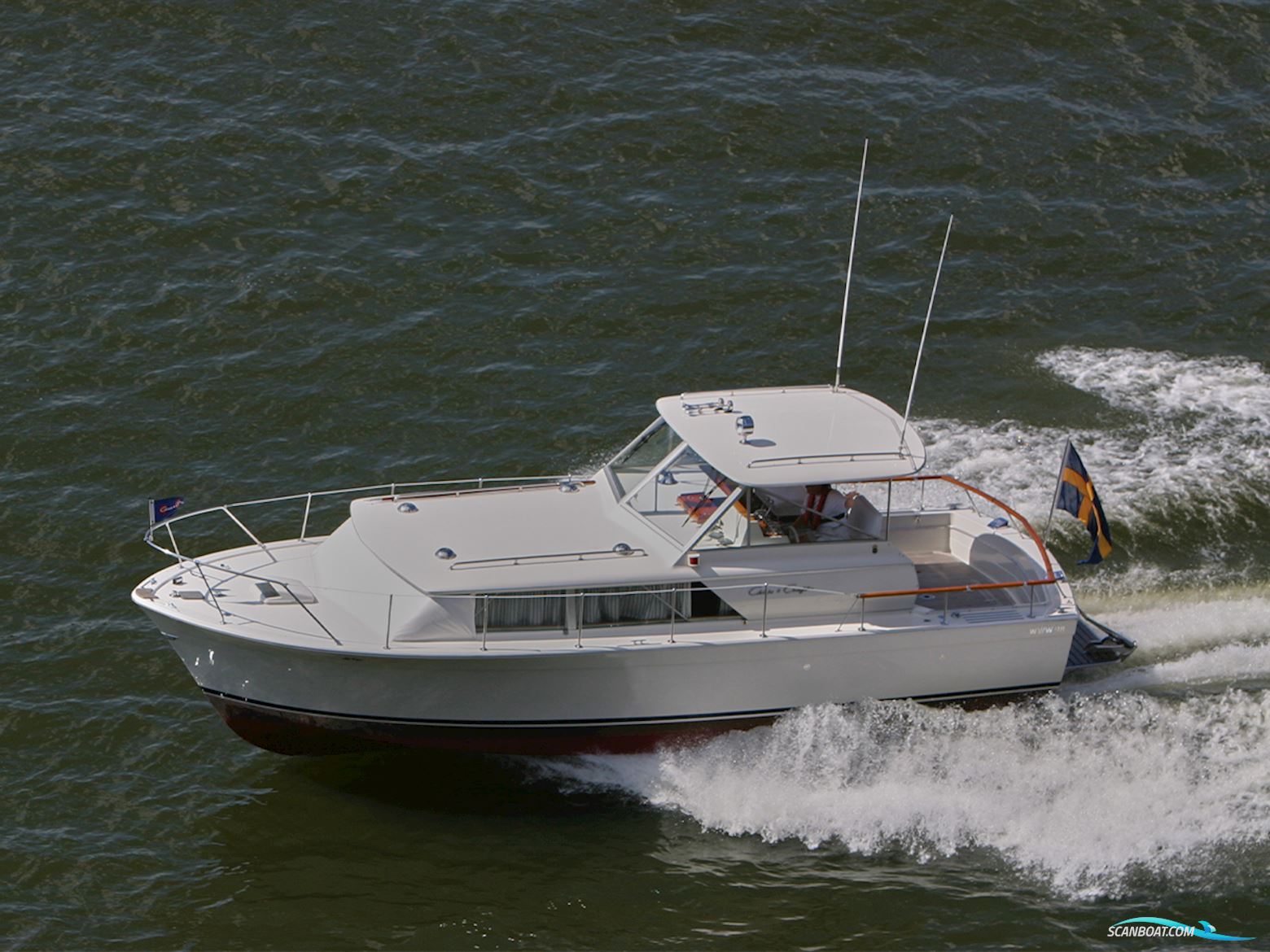 Chris-Craft 31 Commander